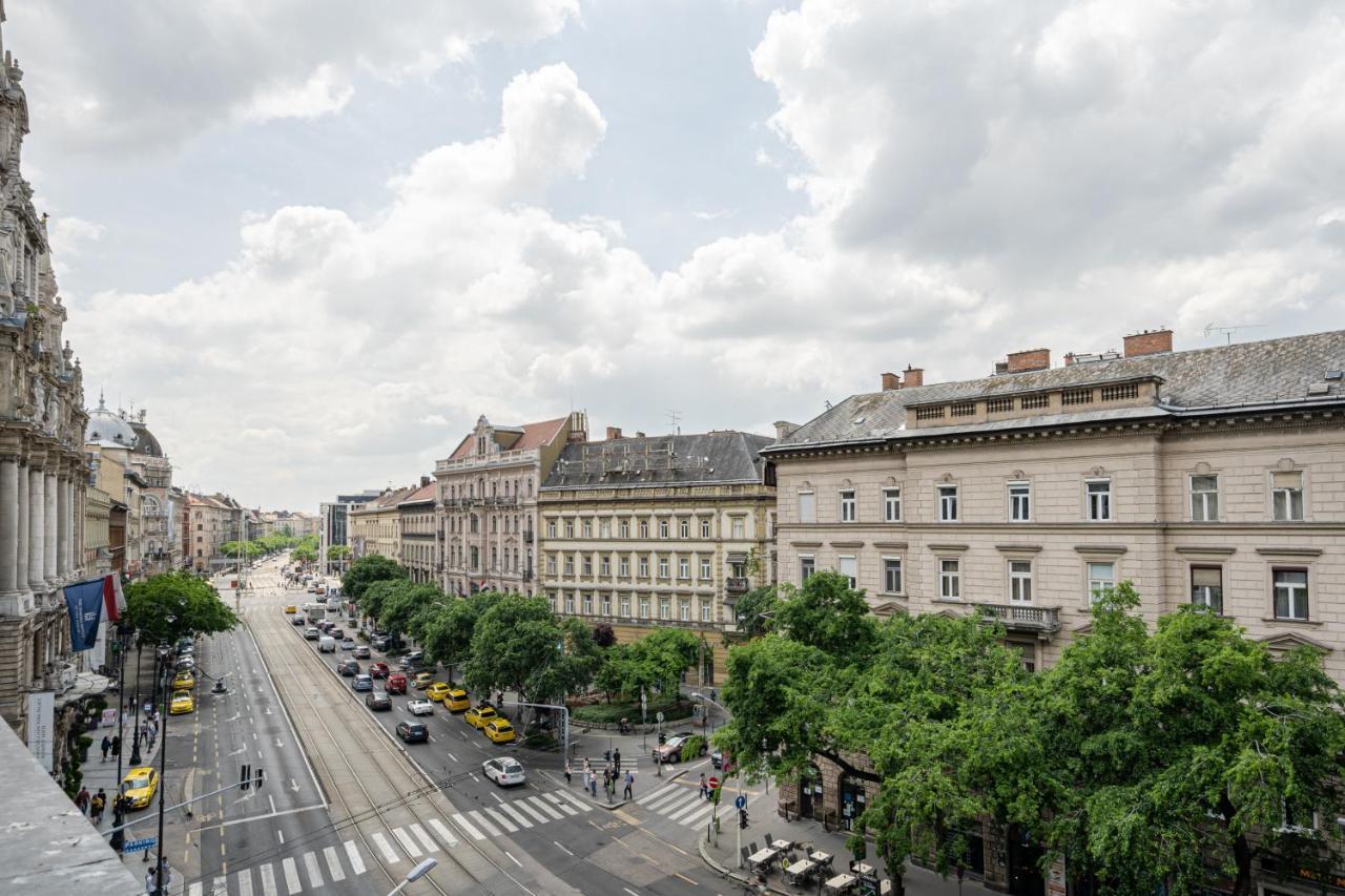 E13 - Grand Boulevard Heritage Suite - Best Location By Bqa Budapest Esterno foto